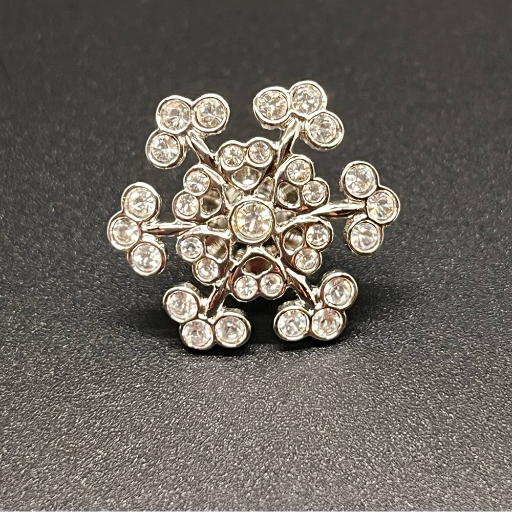 Sparkling Snowflake Lapel Pin Pendant